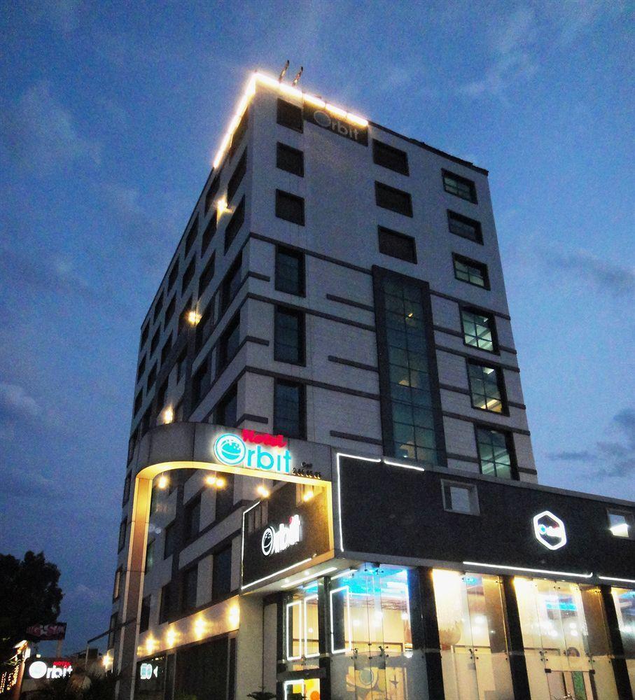 Hotel Orbit Chandigarh Ngoại thất bức ảnh
